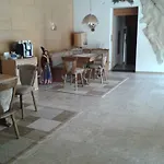 Am Kurmittelhaus 2*