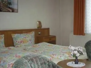 Am Kurmittelhaus