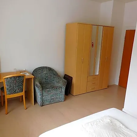 Vendégház Am Kurmittelhaus 2*