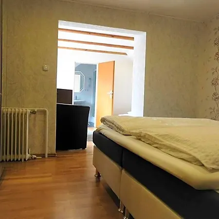 Am Kurmittelhaus Vendégház
