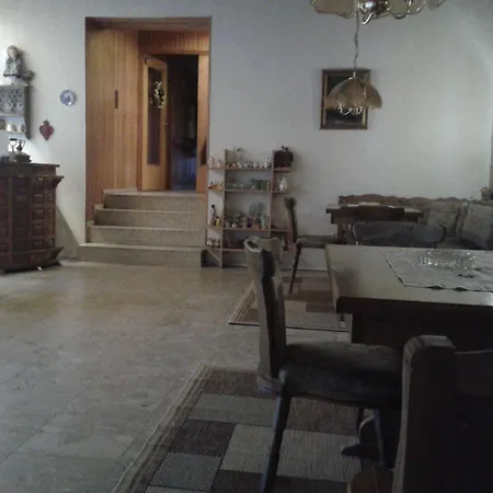 Am Kurmittelhaus Vendégház